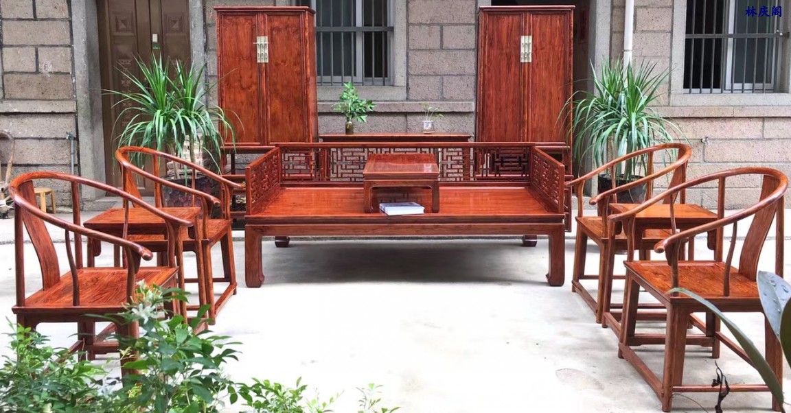 罗汉床圈椅套件(8件套)缅甸花梨材质
